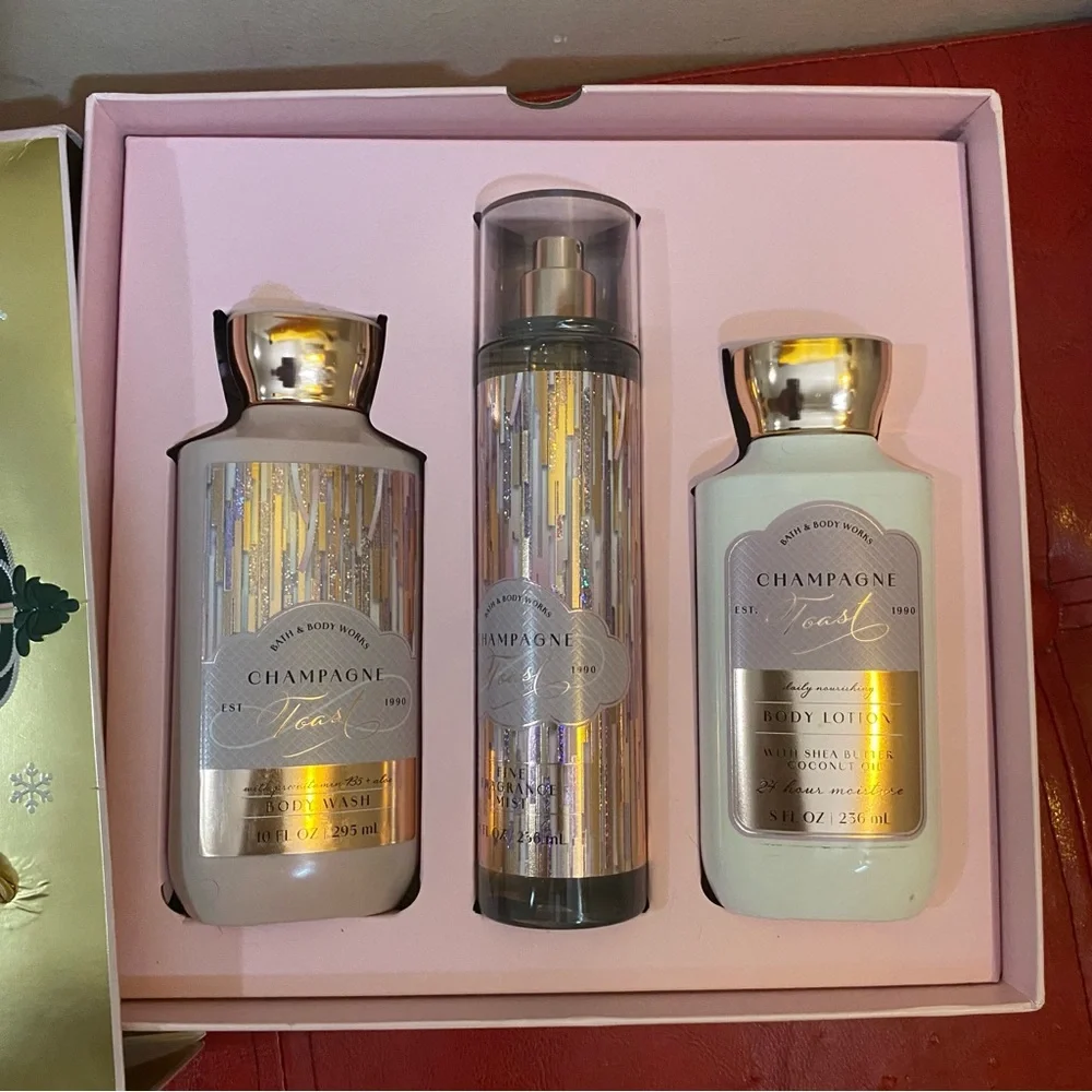 Holiday Gift Bag - Pink and Gold